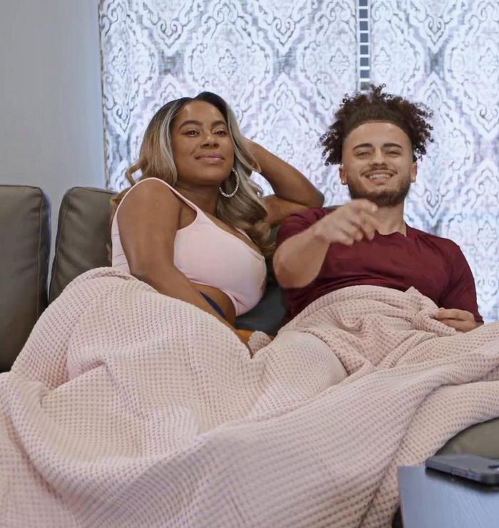  [RKPrime] Breyana Moore Dick Delivery for Cheated-on GF May 2022 1080P 