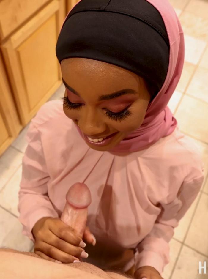  [HijabHookup] Lily Starfire You Silly American Nov 2022 1080P 